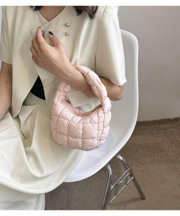 Ashrykins Mini Zipper Ruched Bag in Light Pink