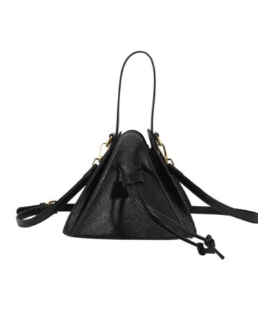 Askrykins Fashionable Triangle Crossbody Bag In Black