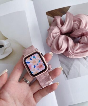 The Scroosh I Watch Straps in Old Rose Pink