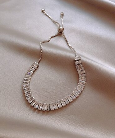 Boujee Diamond Like Studs Bracelet in Silver