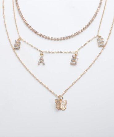 BABE chic necklace set