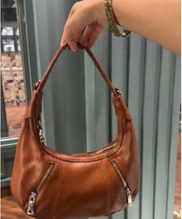 Askrykins City Hobo Round Shoulder Bag in Brown