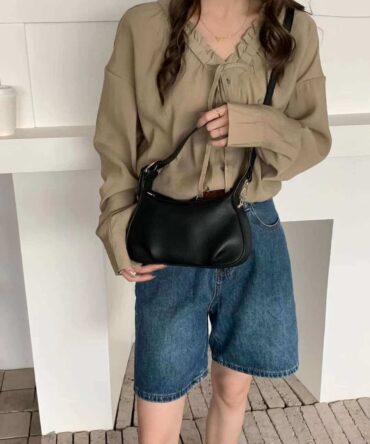 Askrykins Retro Underarm French Style Bag in Black