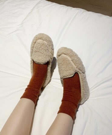 Ashrykins Fuzzy Loafers in Beige