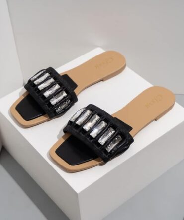 Ashrykins Wide Fit Favour ruched flat sandal mules in black