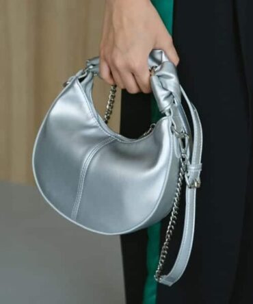 Askrykins Knot Handle Chain Mini Bag in silver