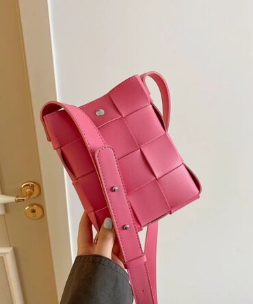 Waffle Noir Mini bag