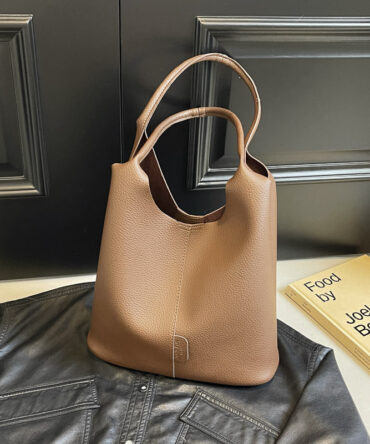 Ashrykins Freya Slouchy Hobo Bags in Khaki