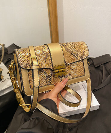 Ashrykins Golden Viper Luxe Bag in Golden