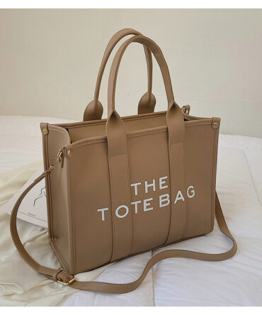 Ashrykins Urban Statement Tote in khaki
