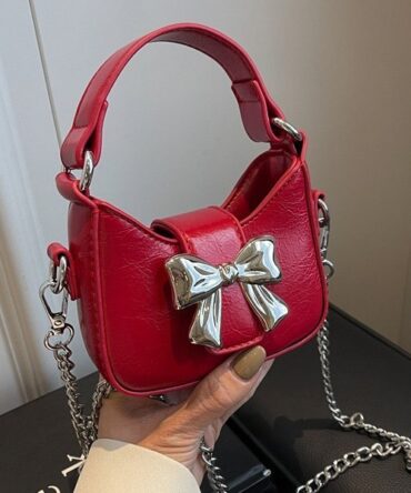Ashrykins Charm Bow Mini Bag in Red