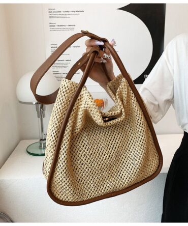 Strawbend Woven Noir Shoulder Muse in Brown