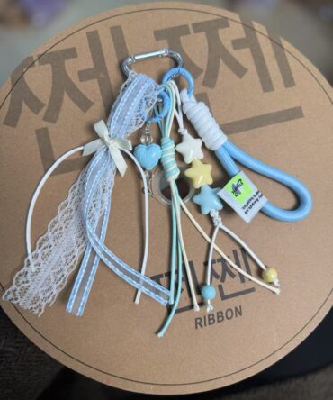 Sky Tangle Ribbon Charm