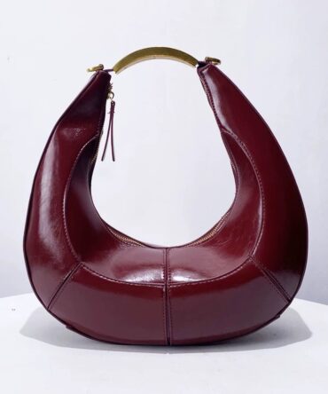 CEO Curve in Cherry red