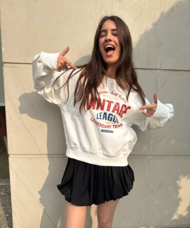 Vintage League Oversized Sweatshirt